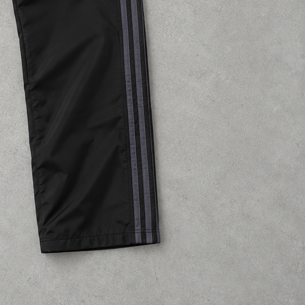 Vintage Adidas Trainingshose Schwarz/Marineblau Selten (XL) Gesticktes Logo