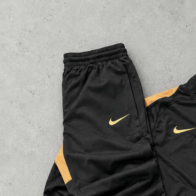 Paris Saint-Germain Nike Tracksuit Black Rare (L)