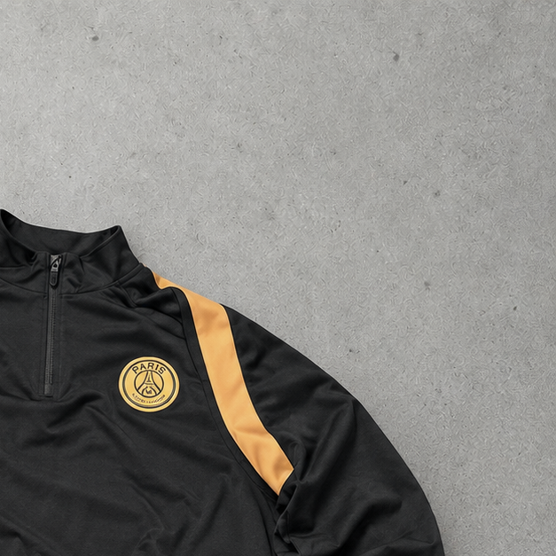 Paris Saint-Germain Nike Tracksuit Black Rare (L)