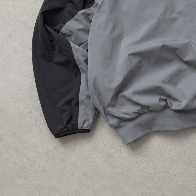 Nike Windbreaker Black, Grey Rare (Size L)