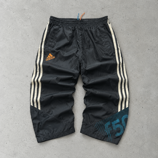 Adidas Shorts Schwarz Limited (L)