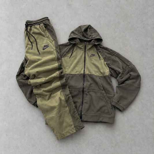 Nike Tracksuit Khaki Rare (M)