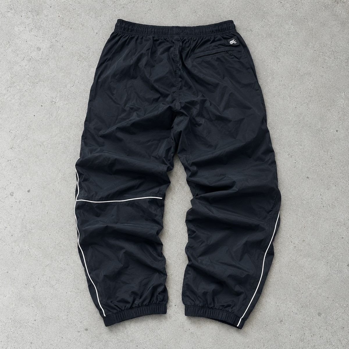 Nike Track Pants Schwarz Limited (M)