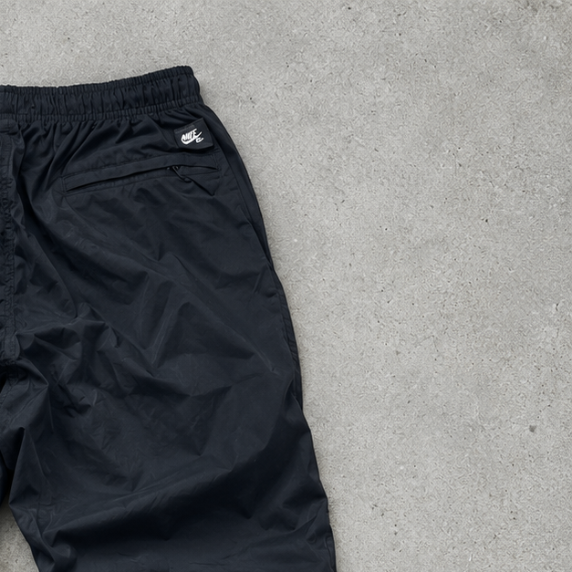 Nike Track Pants Schwarz Limited (M)