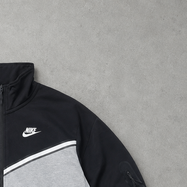 Nike Jacket Schwarz Rare (Size S)