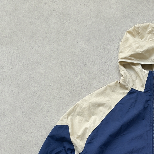 Nike Windbreaker Creme Rare (S)