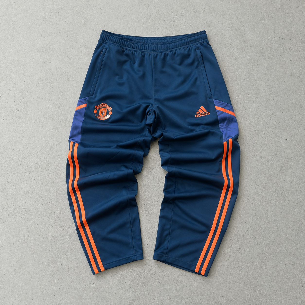 Manchester United ADIDAS Track Pants Orange / Navy Limited (S)