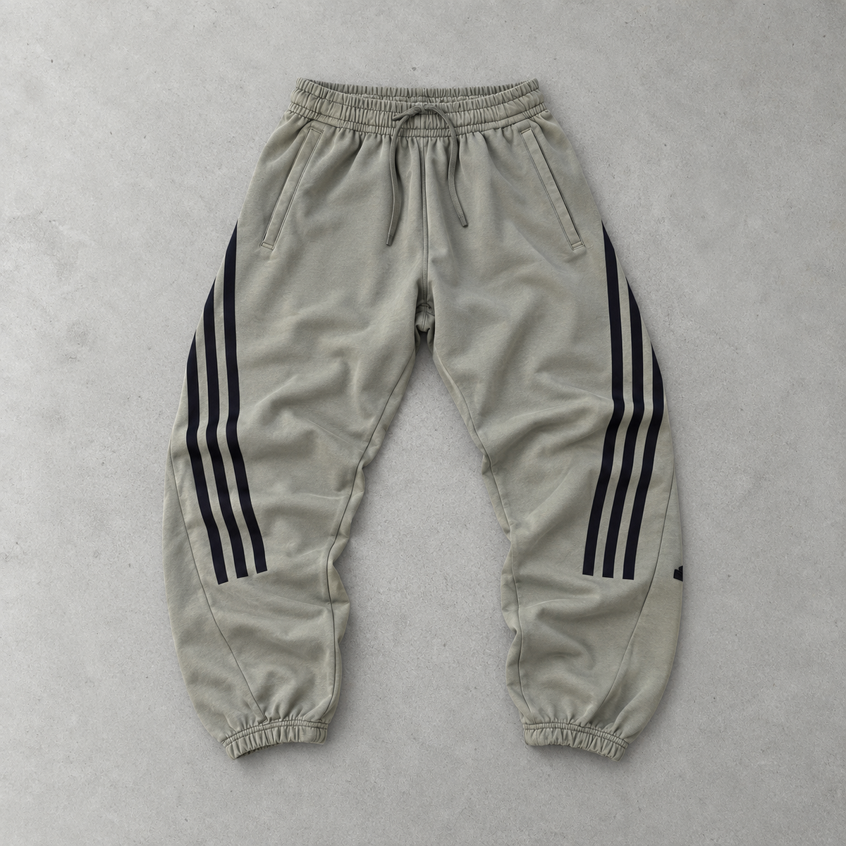 Adidas Trainingshose Khaki/Schwarz Limitiert (M)