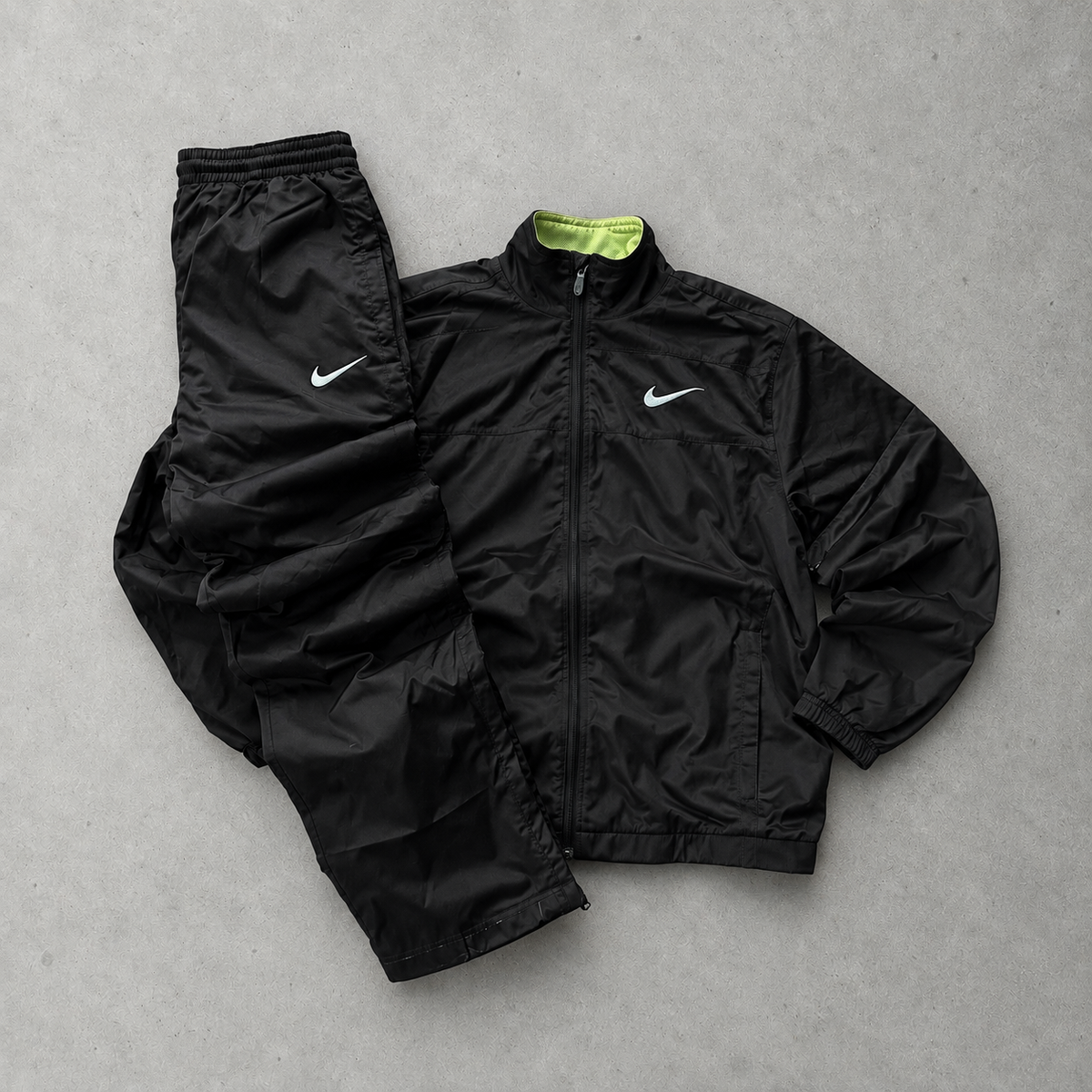 90s Nike Tracksuit Black Limited (M)