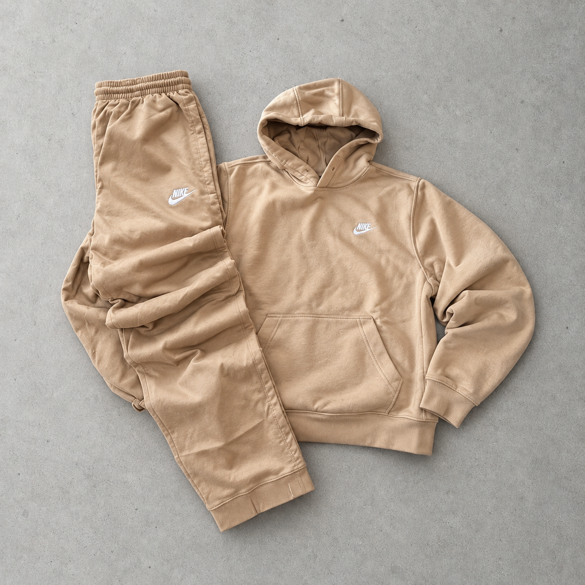 Nike Tracksuit Beige Rare (S)