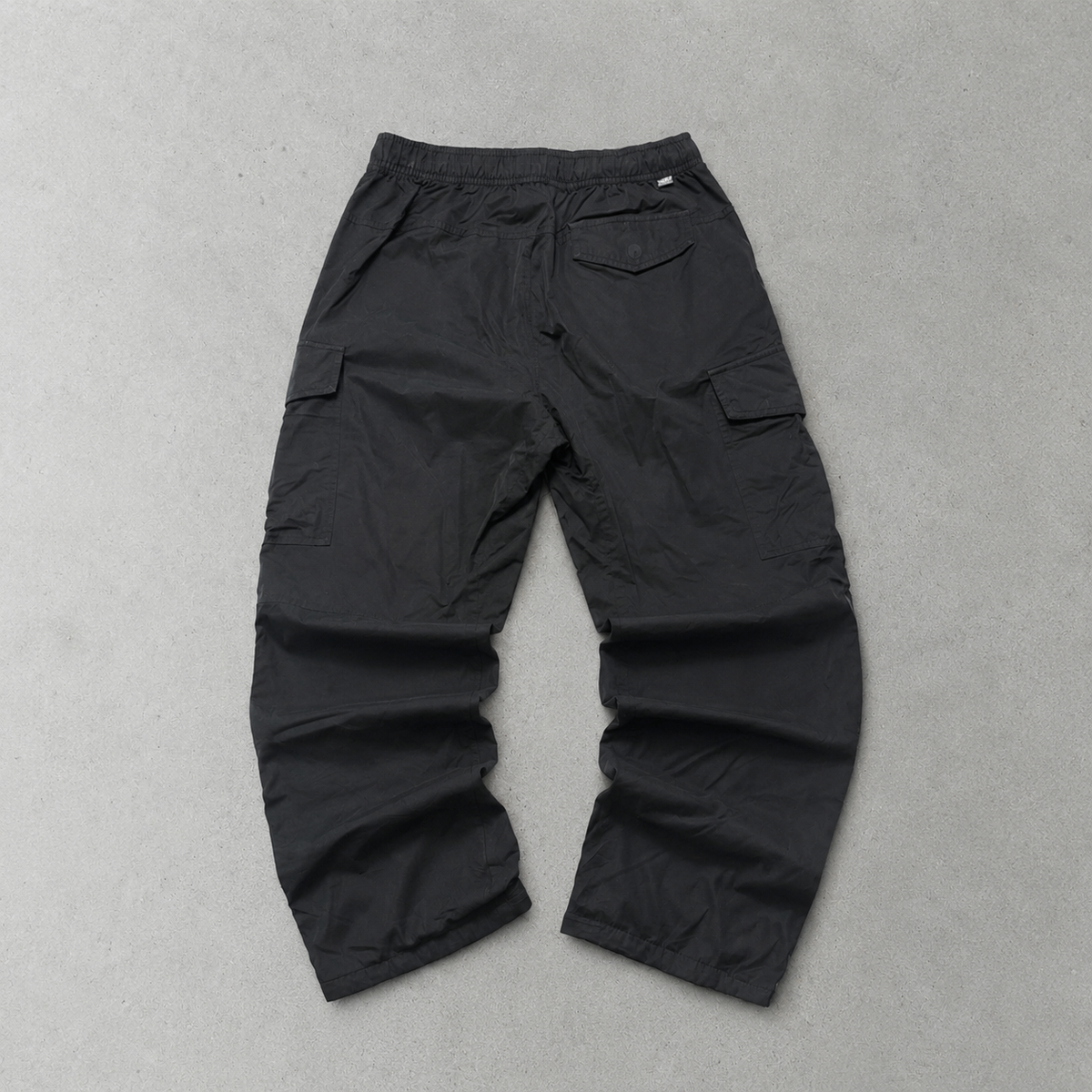 Pantalon cargo Nike noir édition limitée (S)