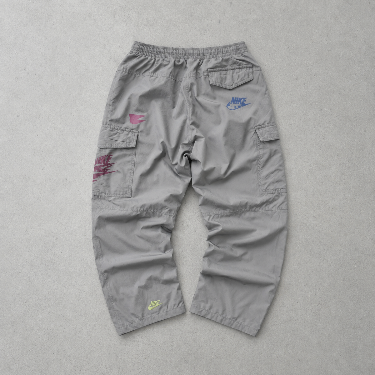 Nike Track Pants Grau Limited (Size M)