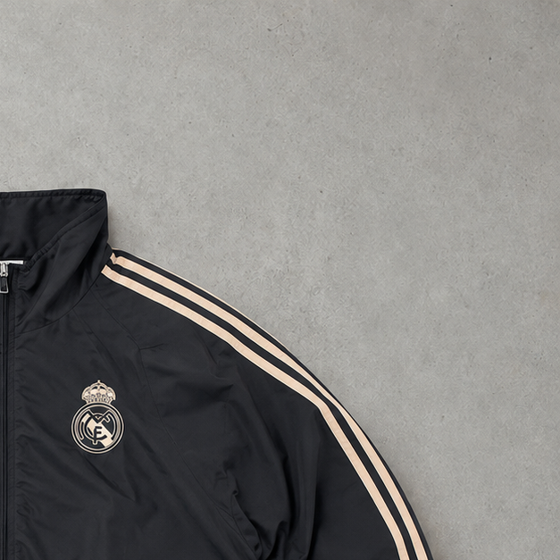 Real Madrid Adidas Jacket Weiß Rare (Size S)