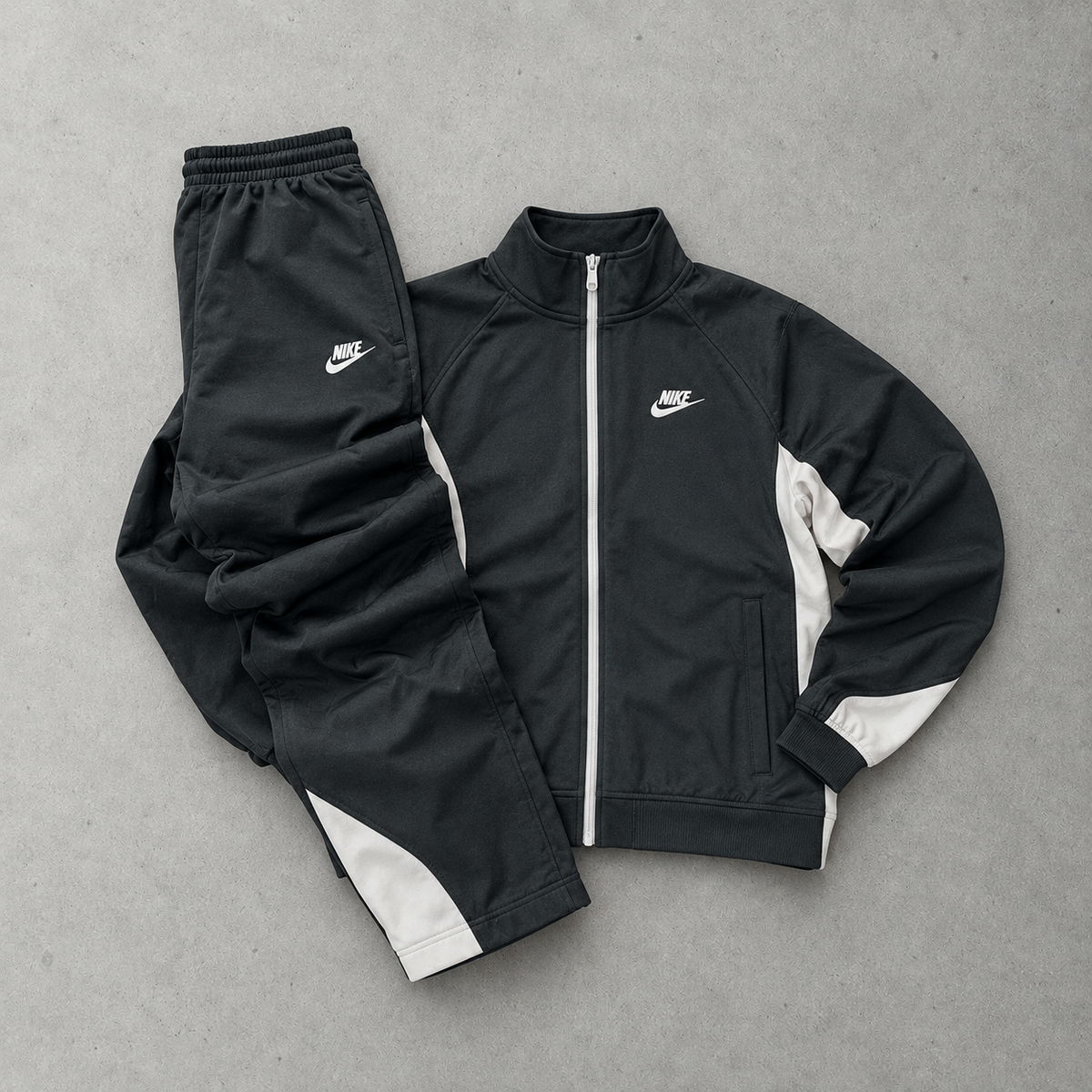 Nike Tracksuit Grey Rare (M)