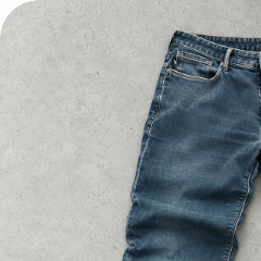 Emporio Armani Jeans Navy Limited (W32 / DE 48)