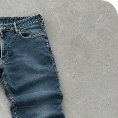 Emporio Armani Jeans Navy Limited (W32 / DE 48)
