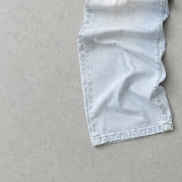 Emporio Armani Jeans Hellblau Rare (W33 | DE 48)