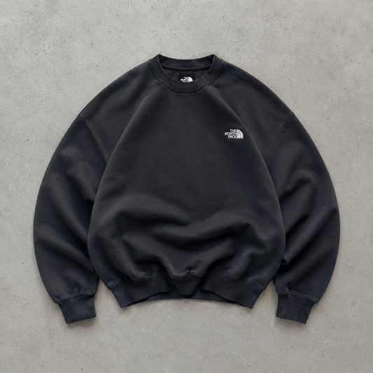 Tokyo Nike Sweater White, Multicolor Rare (Size L)