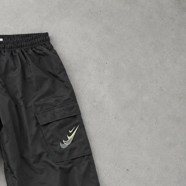 Veste de survêtement Nike noire rare (L)