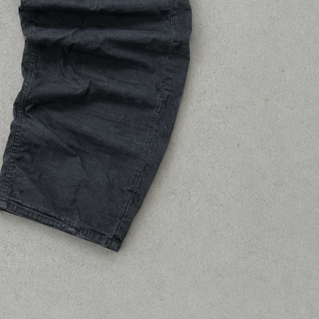 True Religion Straight Fit Jeans Grau Rare (W31 | DE 46)