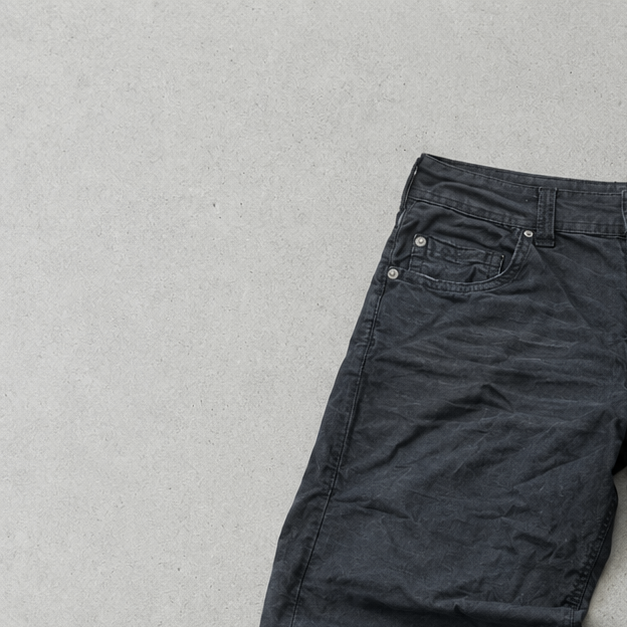 True Religion Straight Fit Jeans Grau Rare (W31 | DE 46)