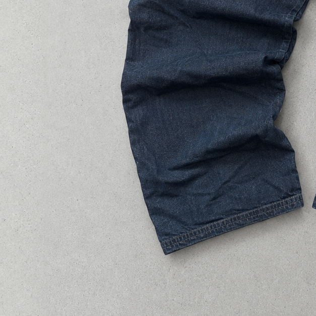 True Religion Straight Fit Jeans Grau Rare (W31 | DE 46)