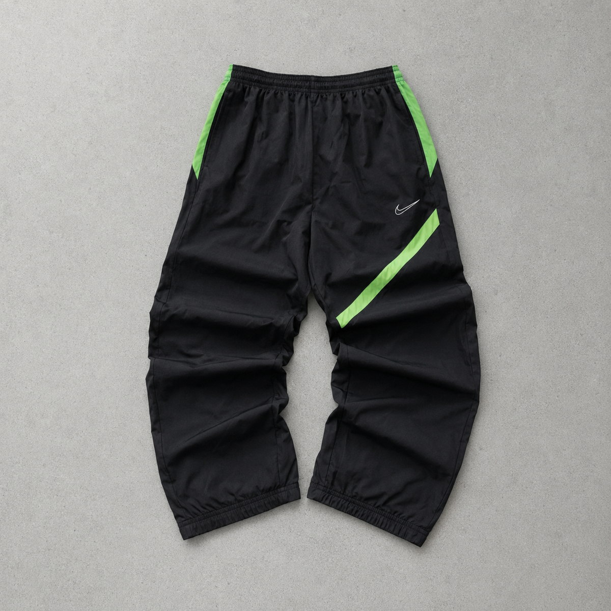 Nike Track Pants Grün, Schwarz Limited (Size L)
