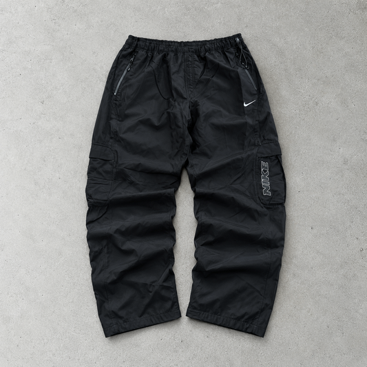 Nike Track Pants Schwarz Limited (XL)