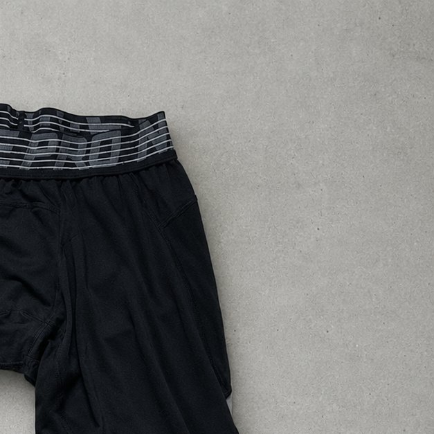 Nike Compression Tights Schwarz Rare (Size L)