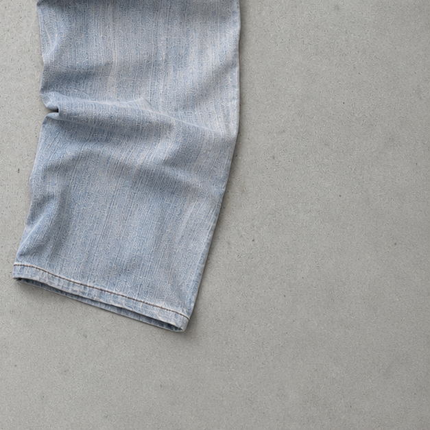 Armani Jeans Hellblau Rare (W33 | DE 48)