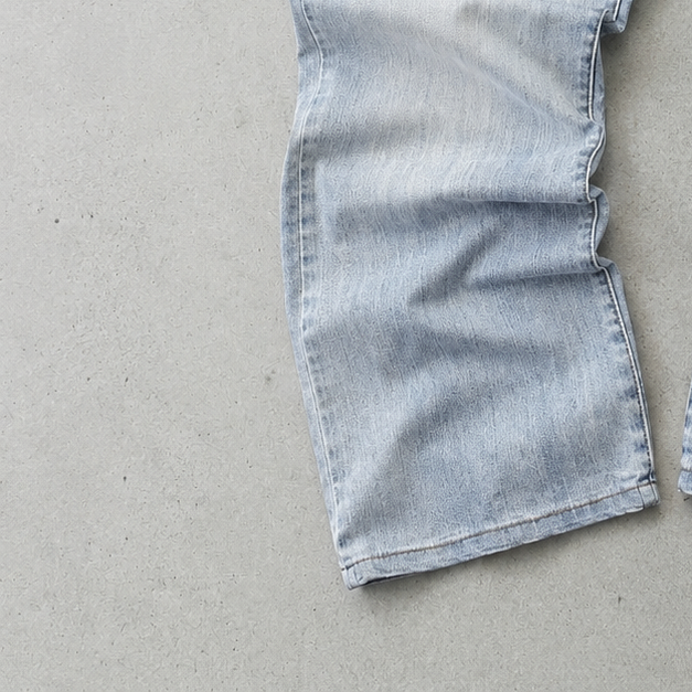 Armani Jeans Hellblau Rare (W33 | DE 48)