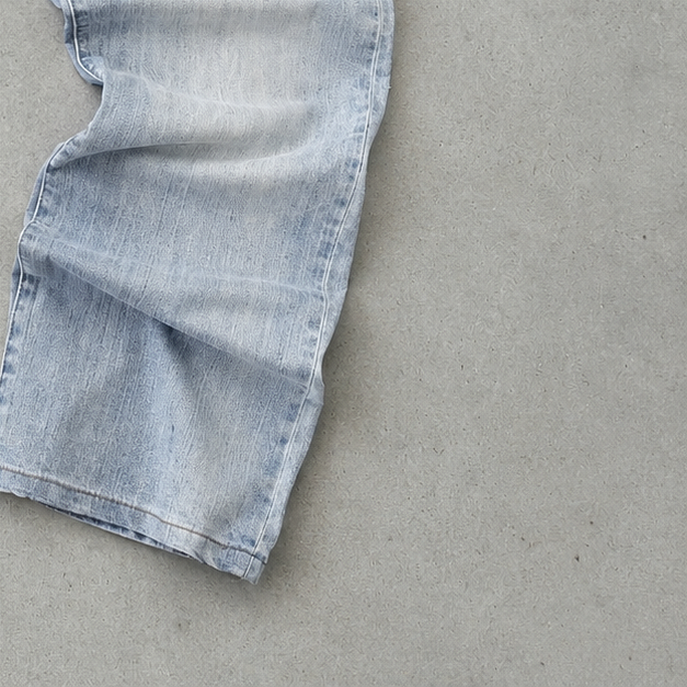 Armani Jeans Hellblau Rare (W33 | DE 48)