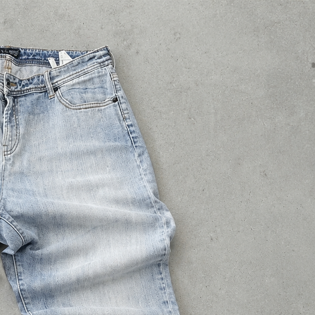 Armani Jeans Hellblau Rare (W33 | DE 48)