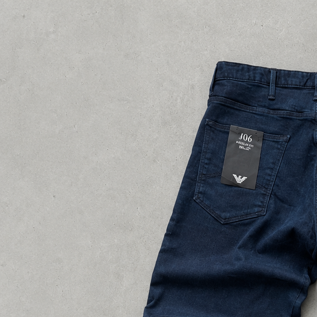 Emporio Armani J06 Jeans Marineblau Rare (W28 | DE 44)