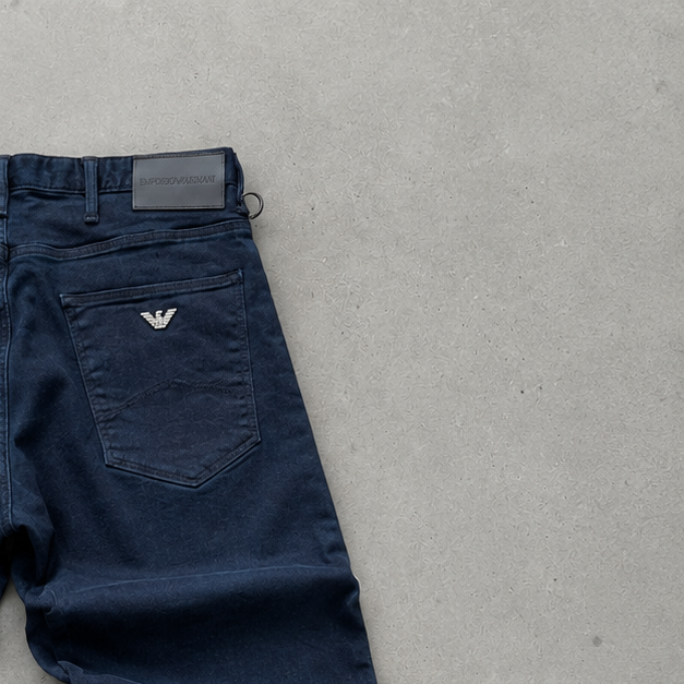 Emporio Armani J06 Jeans Marineblau Rare (W28 | DE 44)