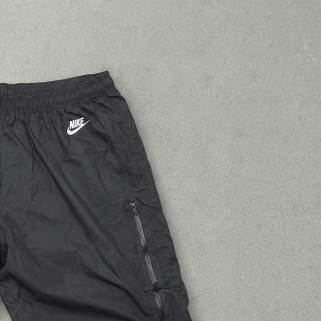 Nike Track Pants Schwarz Limited (Size M)