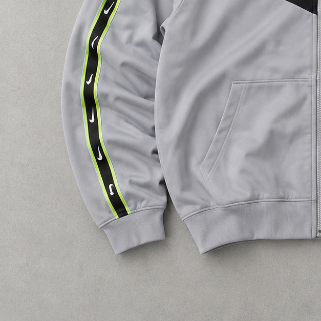 Nike Jacket Grau Limited (Size S)