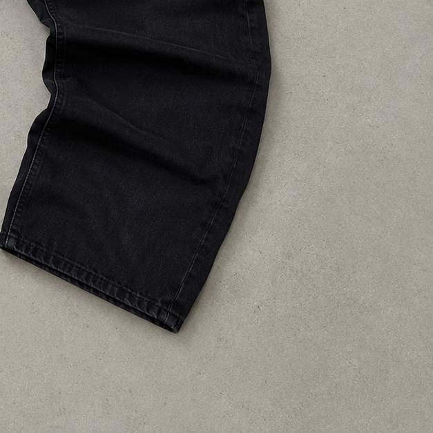 True Religion Jeans Schwarz Rare (W42 | DE 58)