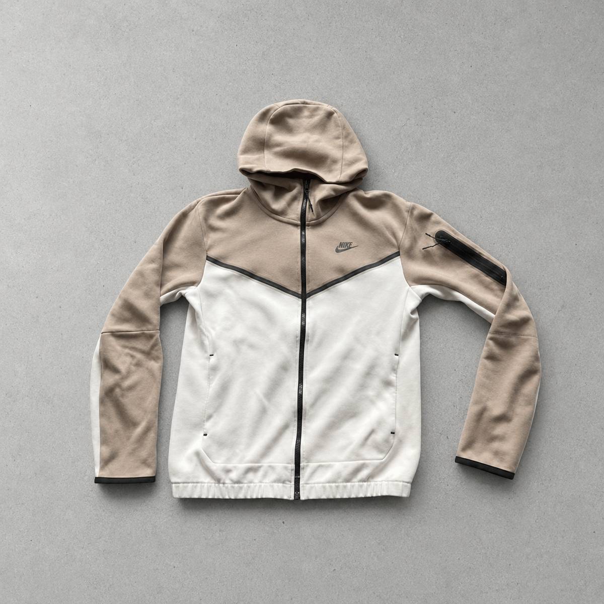 Nike Jacket Weiß Limited (Size S)