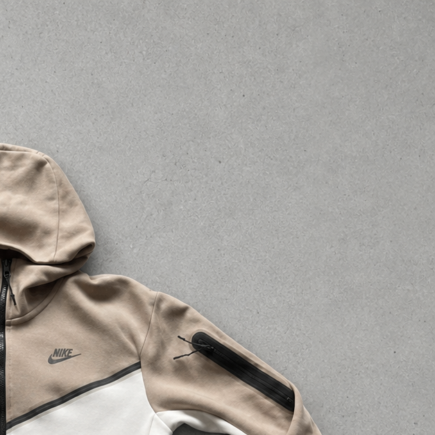 Nike Jacket Weiß Limited (Size S)