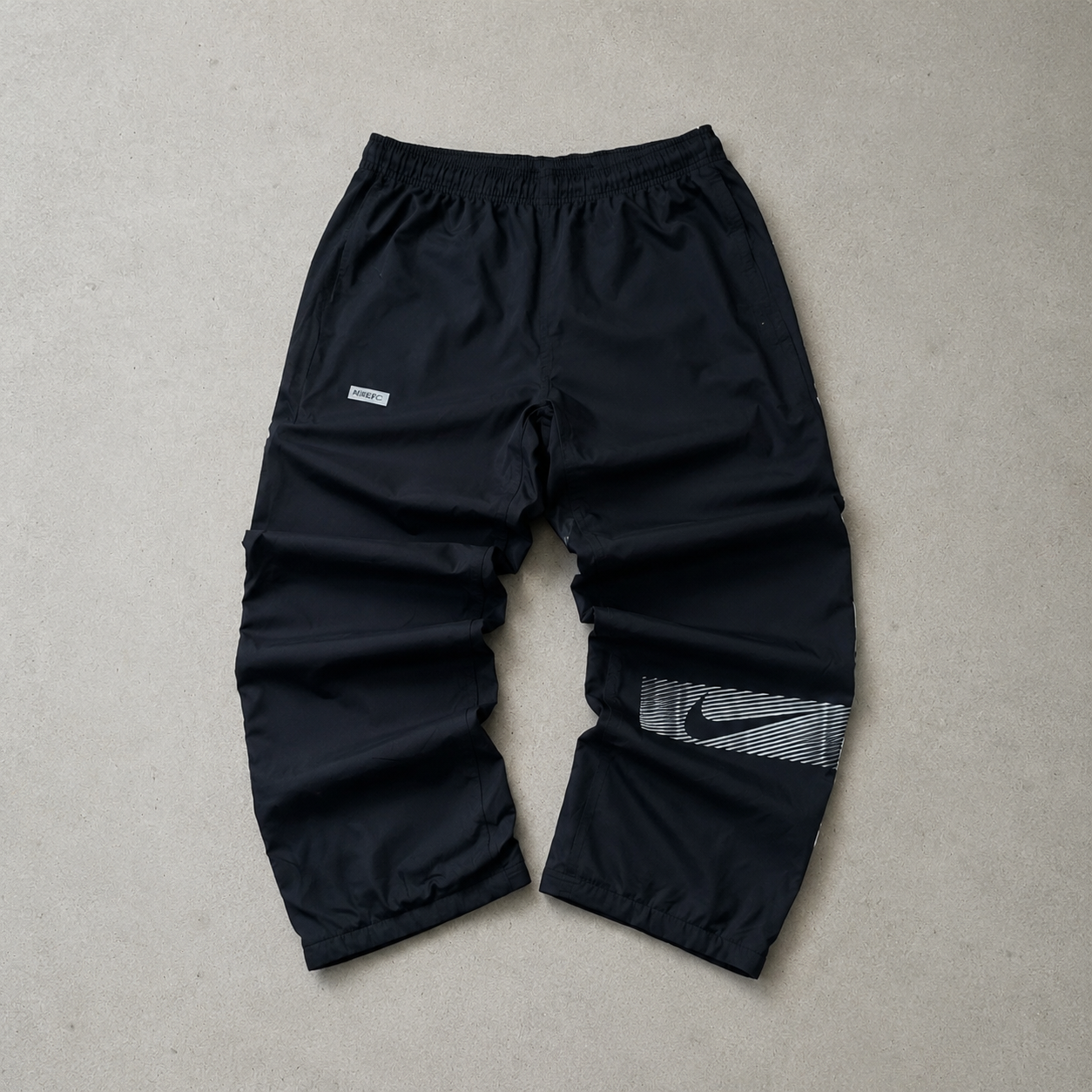 Nike Pants Schwarz Limited (M)