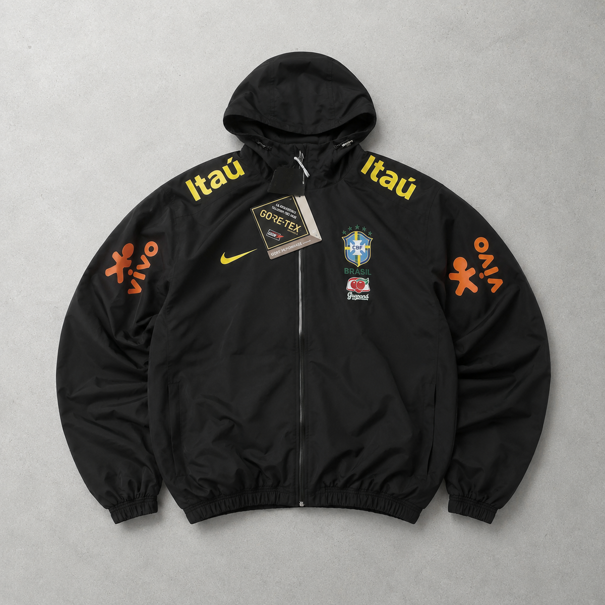 Veste Nike Brésil noire édition limitée (taille XL)