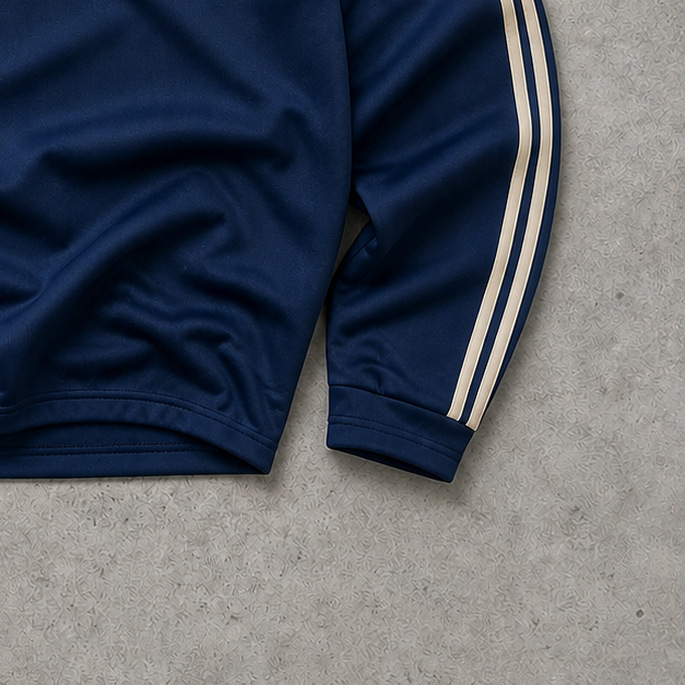 Real Madrid 2011 Adidas Track Jacket Marineblau, Gold Rare (S) Stitched Logo
