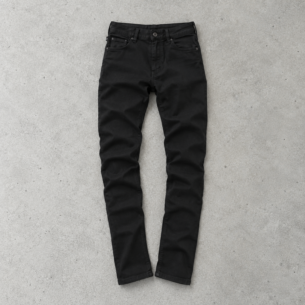 Jeans Emporio Armani noirs rares (W30 / DE 46)
