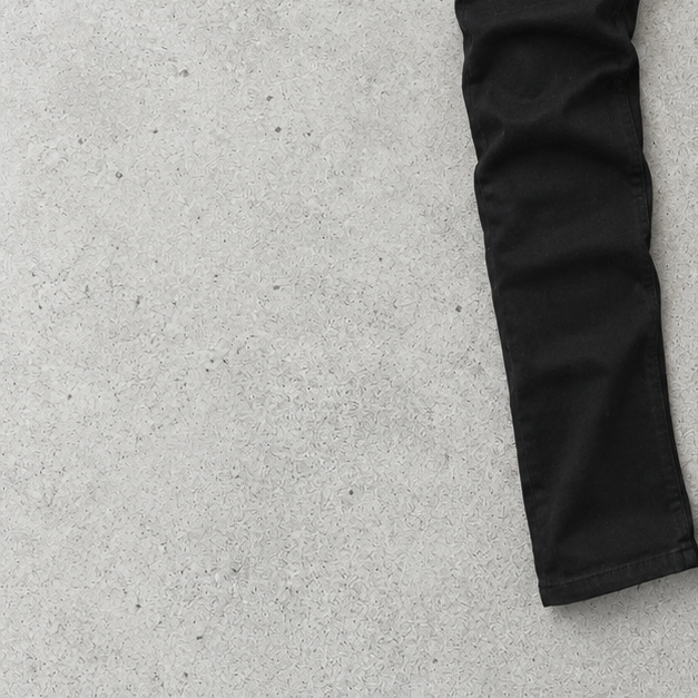 Jeans Emporio Armani noirs rares (W30 / DE 46)