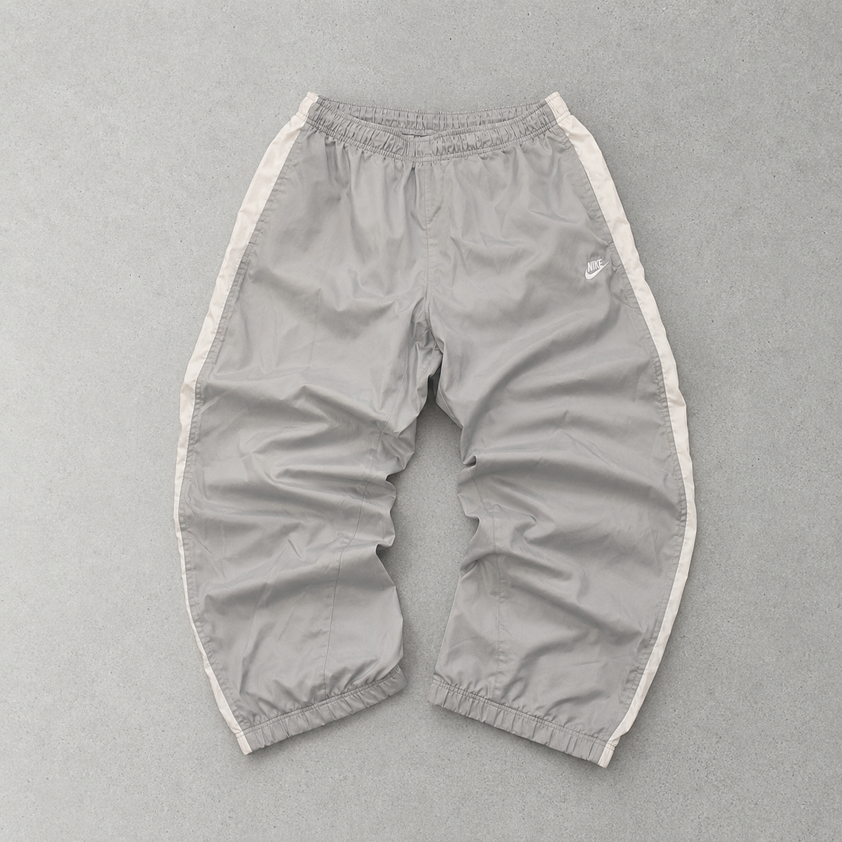 Nike Track Pants Grau, Weiß Rare (Size L)