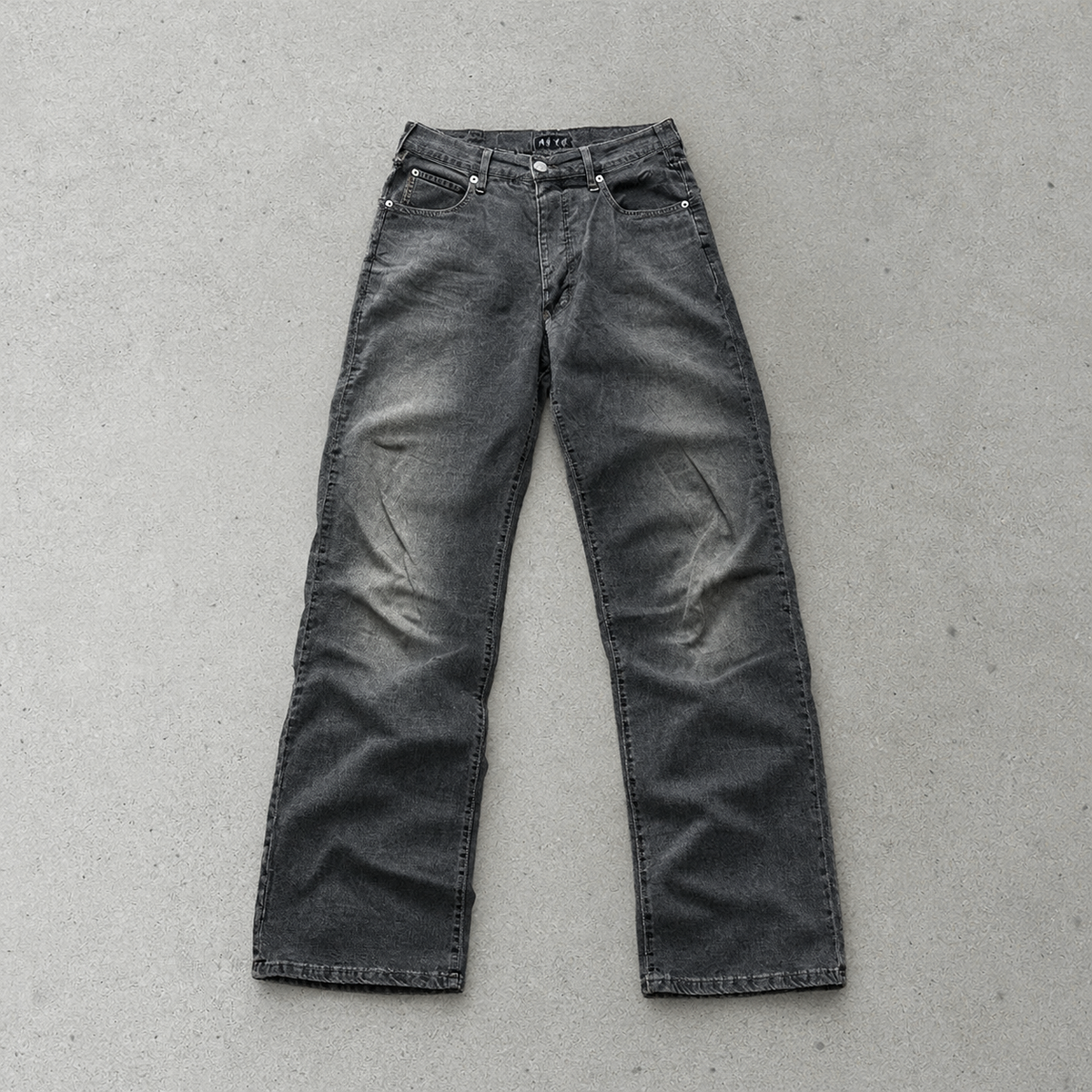 Armani Jeans Gris Édition Limitée (W30 / DE 46)