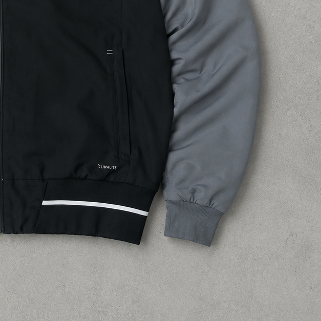 Adidas Jacket Grau Rare (Size L)