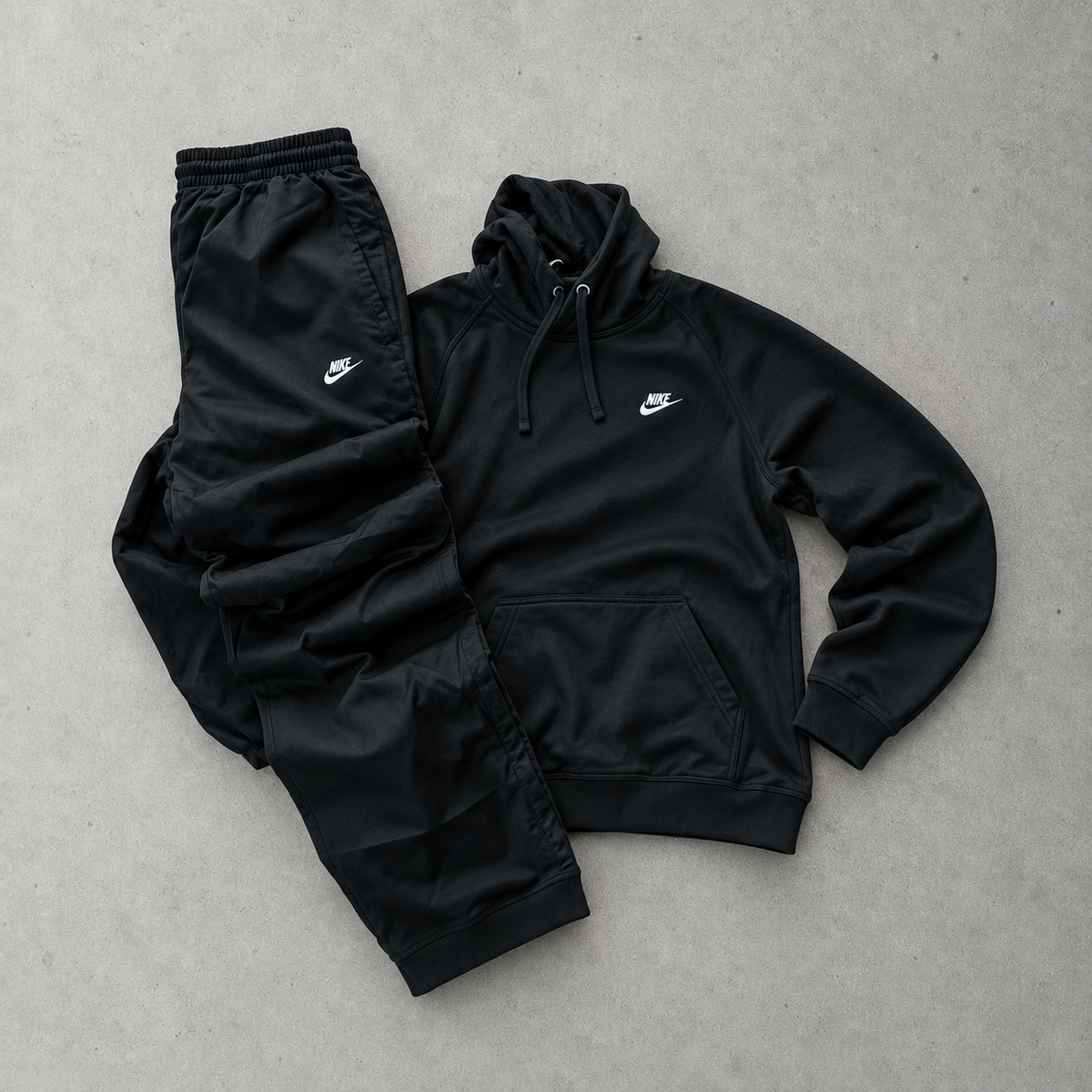 Nike Tracksuit Black Rare (L)