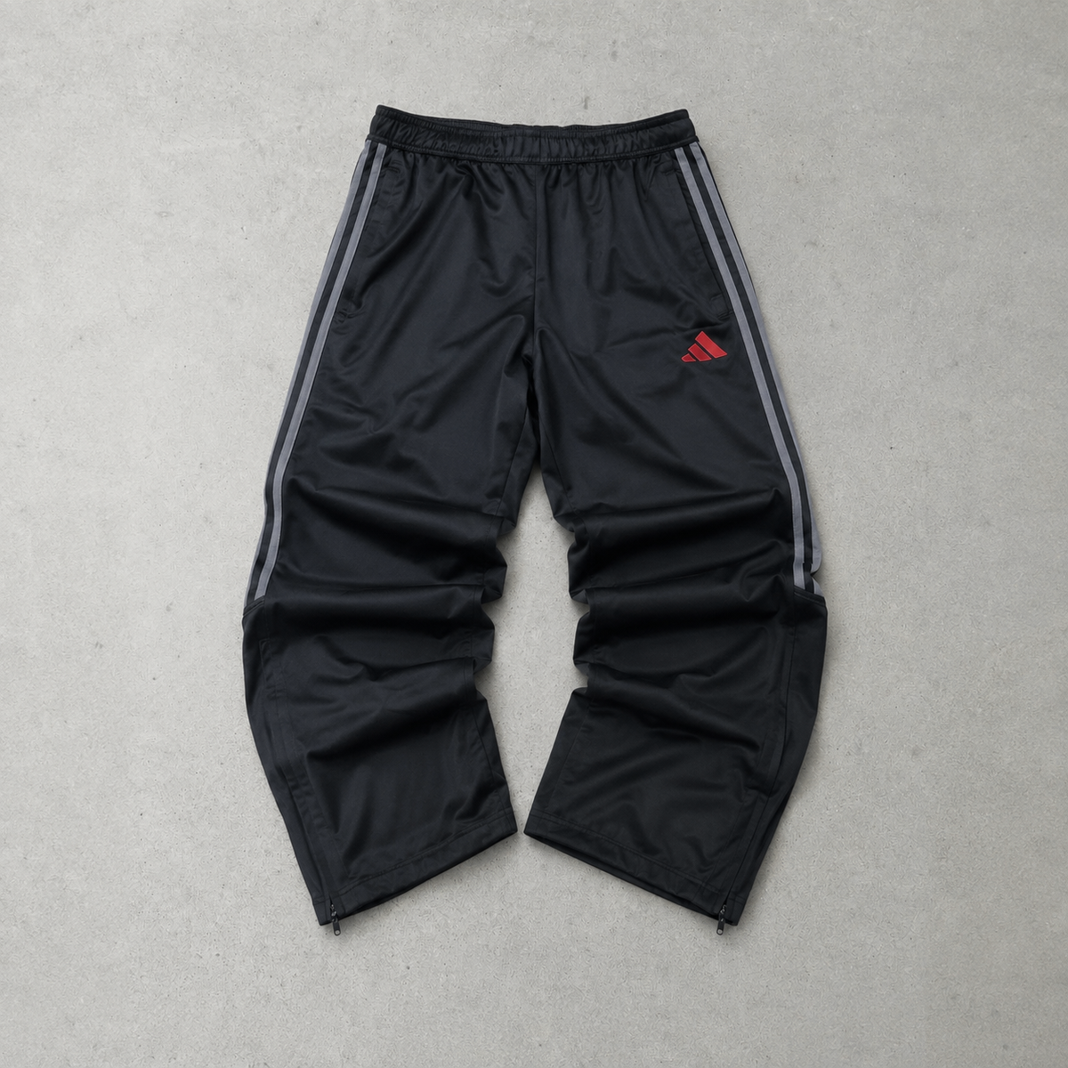 Adidas Track Pants Schwarz Rare (Size M) Stitched Logo